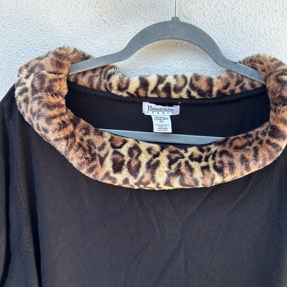 Hampshire Studio Plus Black Shirt with Faux Leopard Cowl Neck Size 3X - Picture 2 of 4